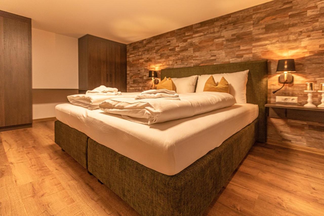 Tevini Boutique Suites By We Rent Zell am See Kültér fotó