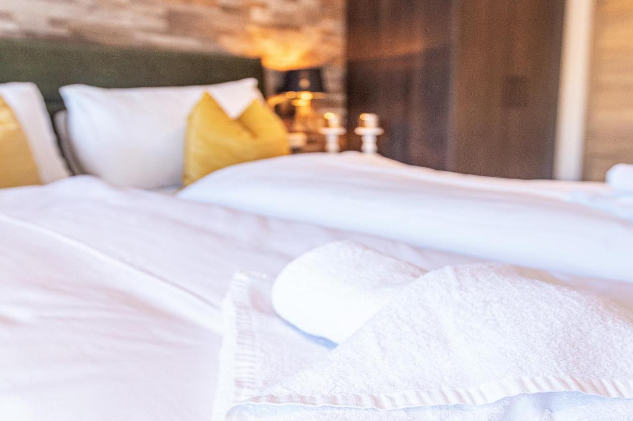 Tevini Boutique Suites By We Rent Zell am See Kültér fotó