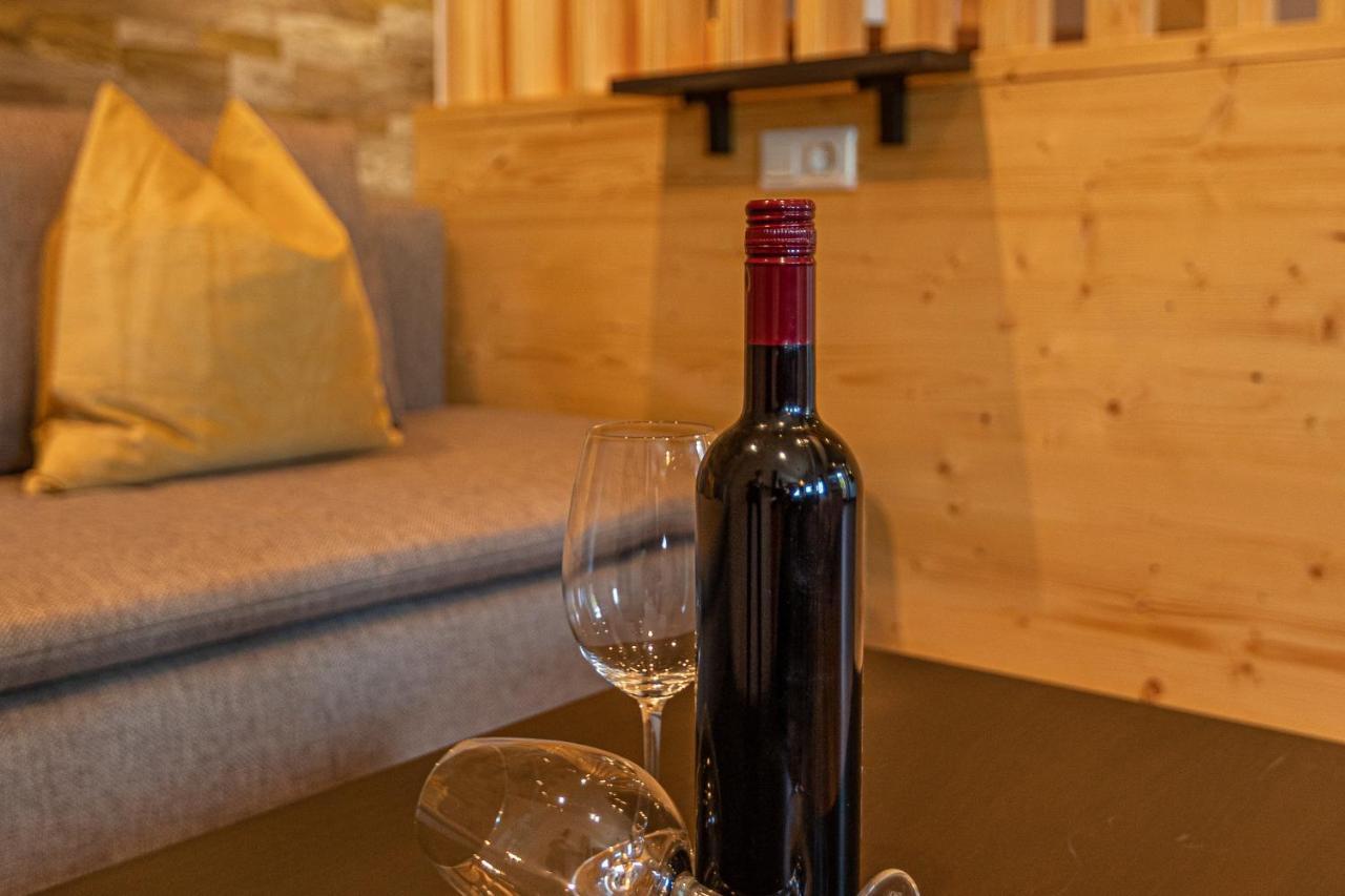 Tevini Boutique Suites By We Rent Zell am See Kültér fotó