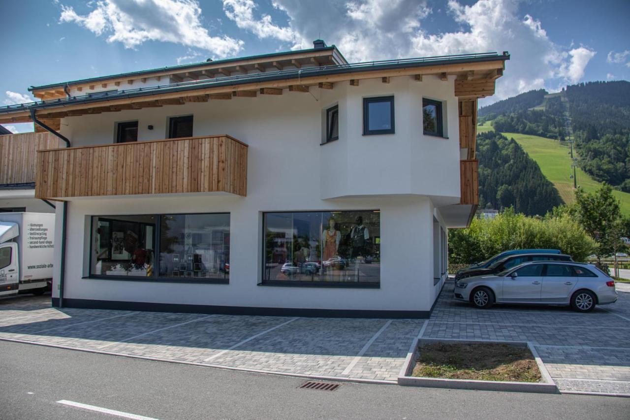Tevini Boutique Suites By We Rent Zell am See Kültér fotó