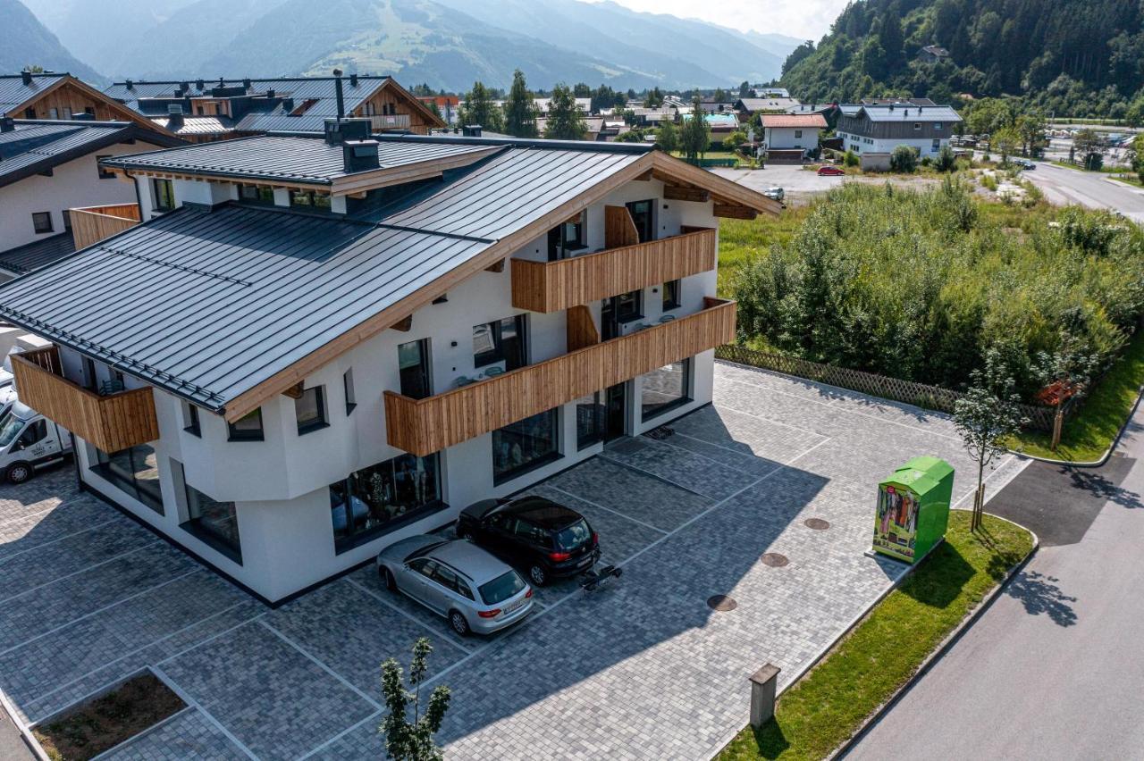 Tevini Boutique Suites By We Rent Zell am See Kültér fotó