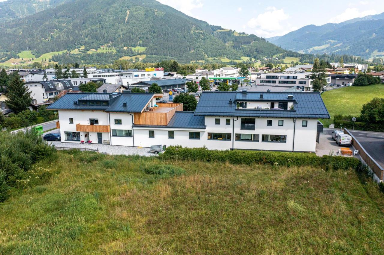 Tevini Boutique Suites By We Rent Zell am See Kültér fotó