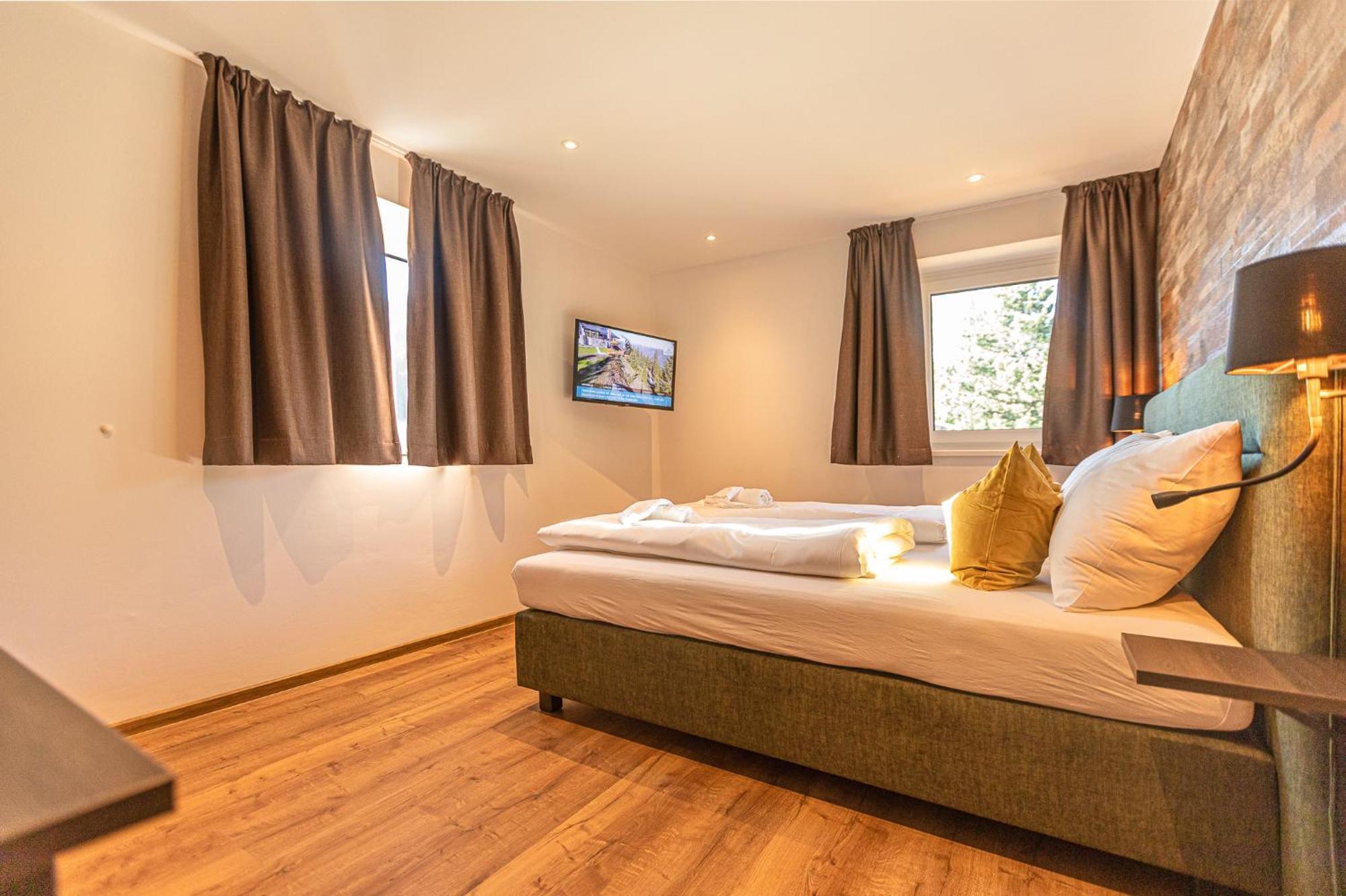 Tevini Boutique Suites By We Rent Zell am See Szoba fotó