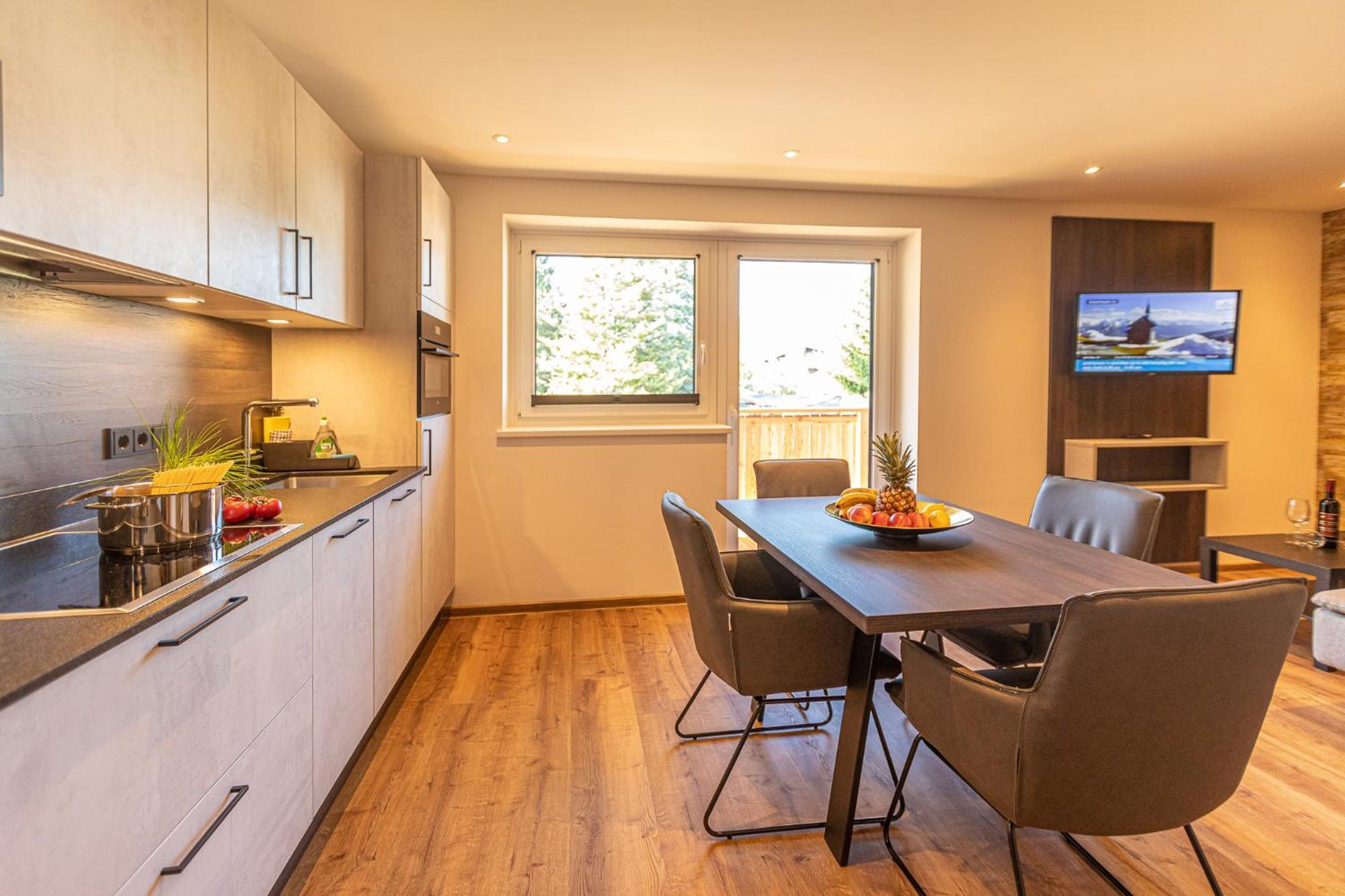 Tevini Boutique Suites By We Rent Zell am See Szoba fotó