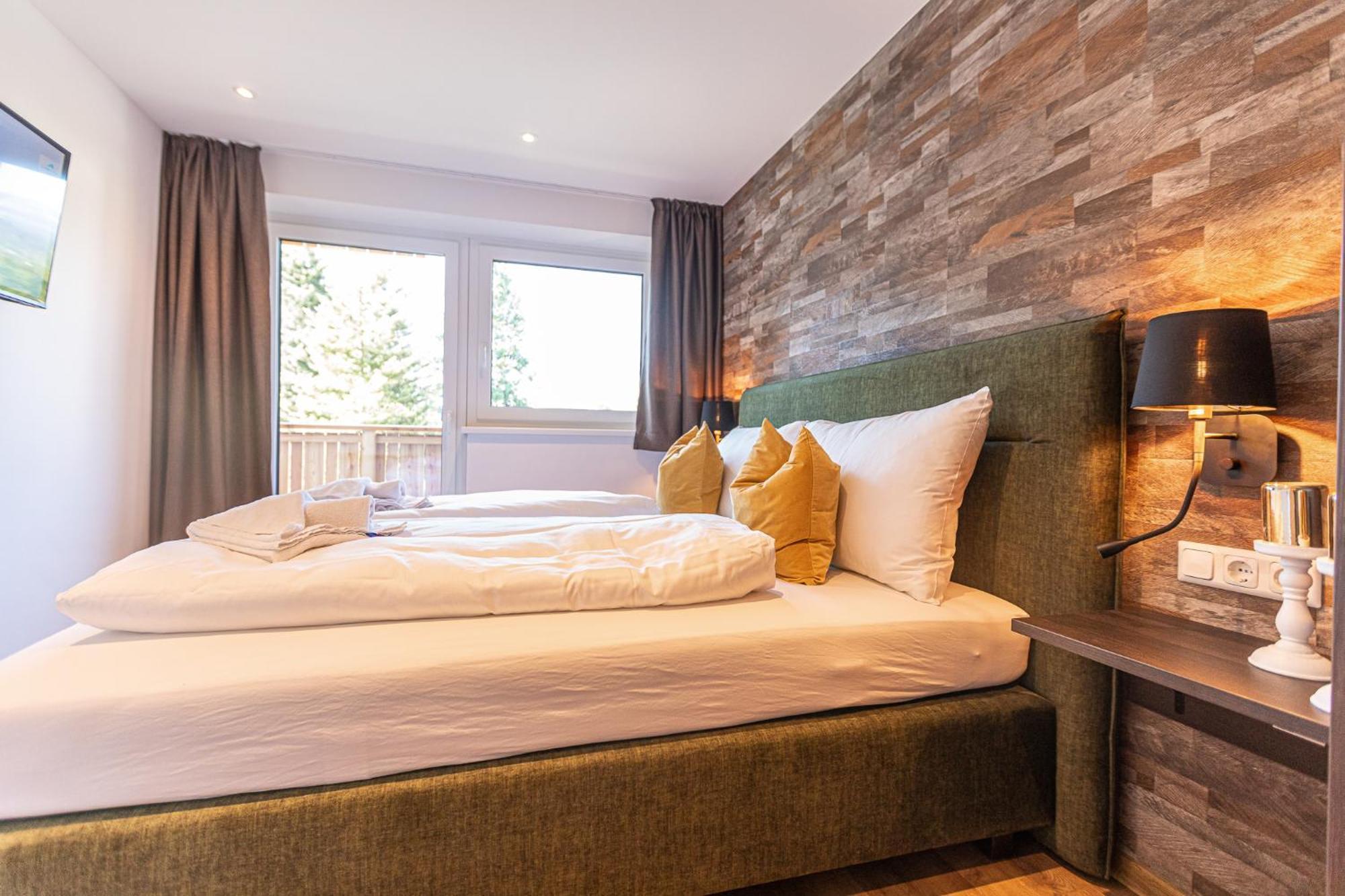 Tevini Boutique Suites By We Rent Zell am See Szoba fotó