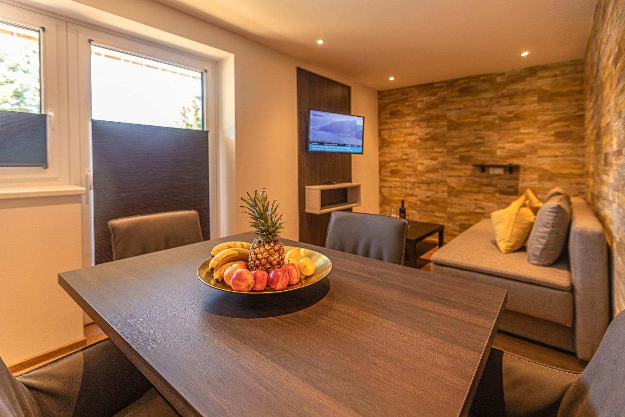 Tevini Boutique Suites By We Rent Zell am See Szoba fotó